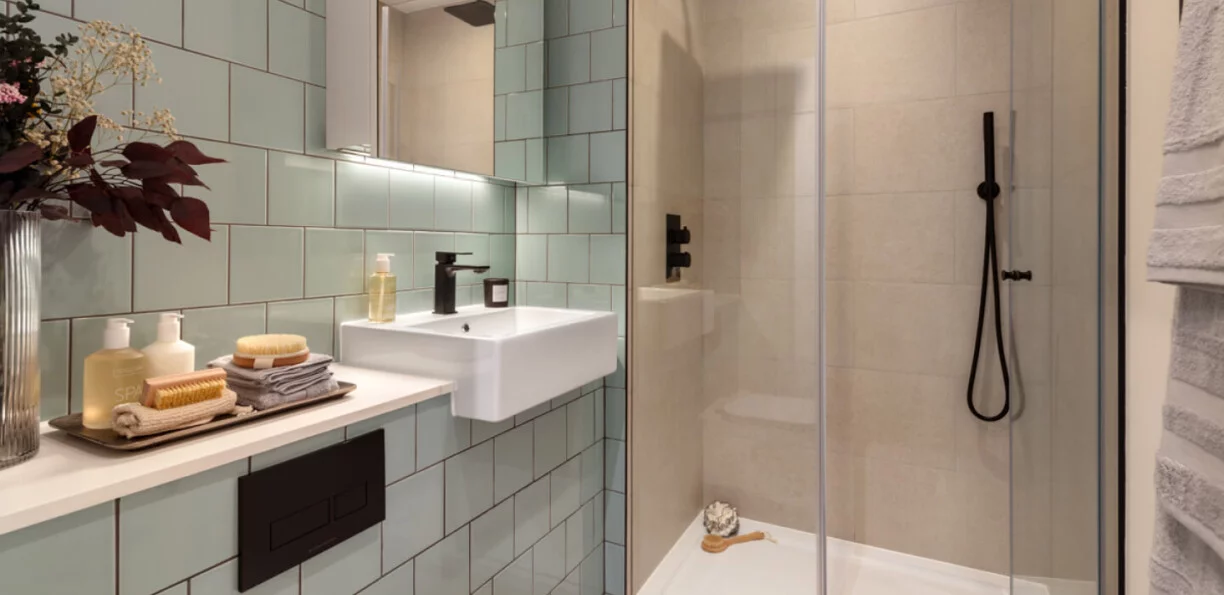 The Clarendon Bedroom